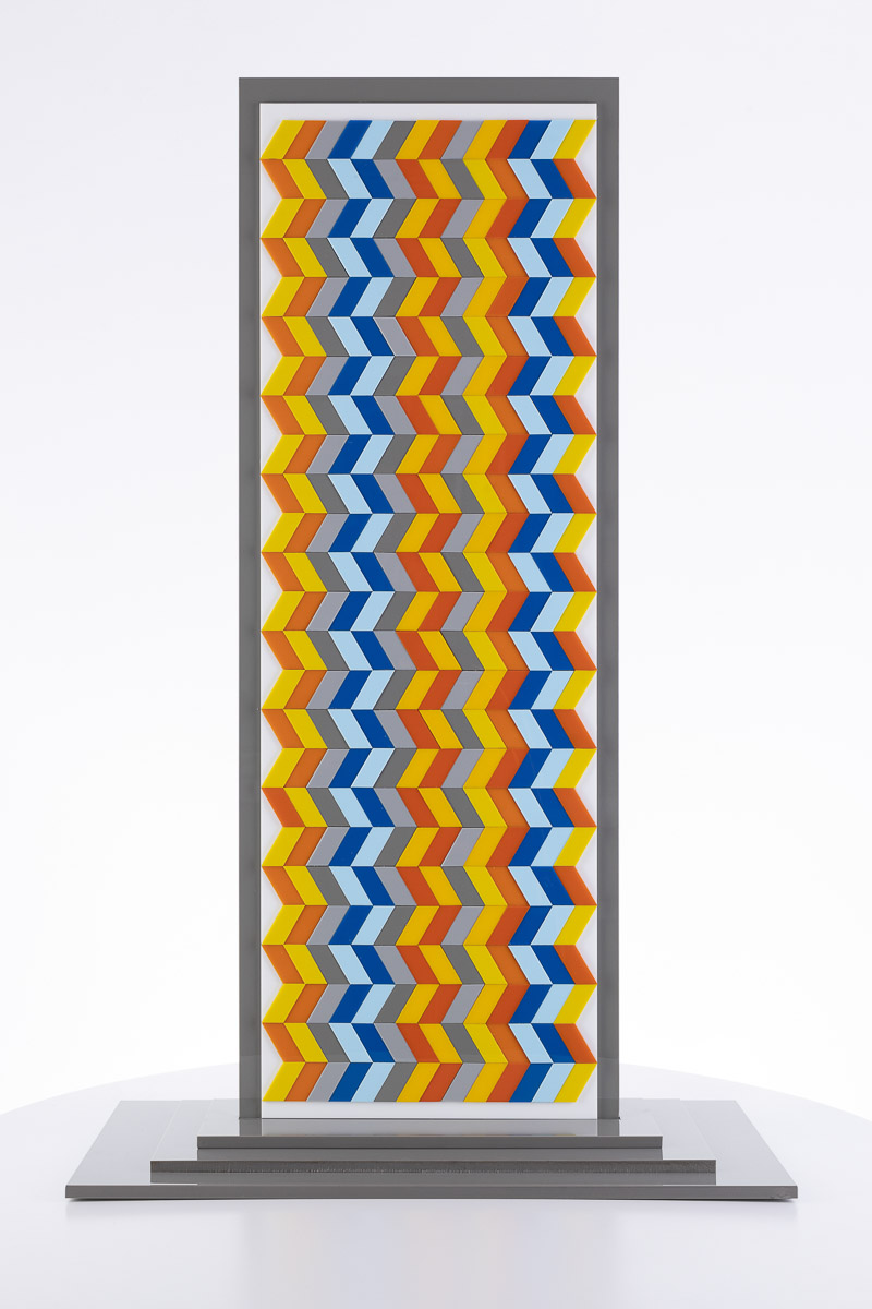 Escultura # II • Fragmentación de La Luz y el Color